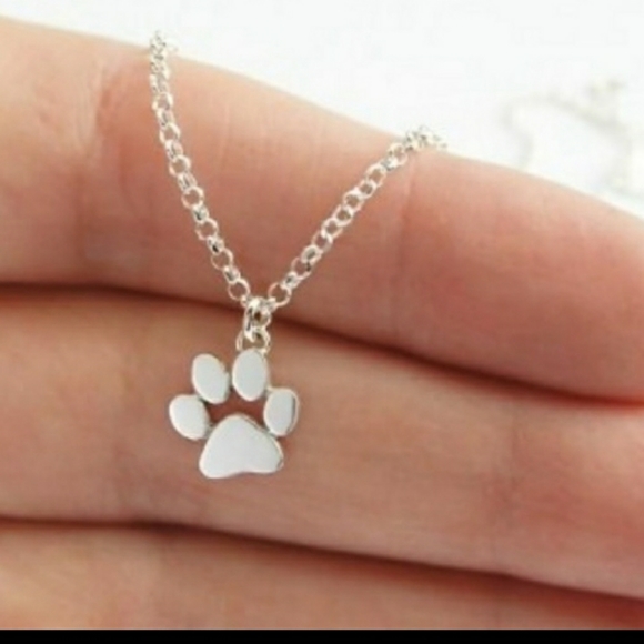 goldenthreads_ Jewelry - Paw print necklace